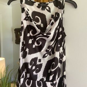 White House Black Market sleeveless top